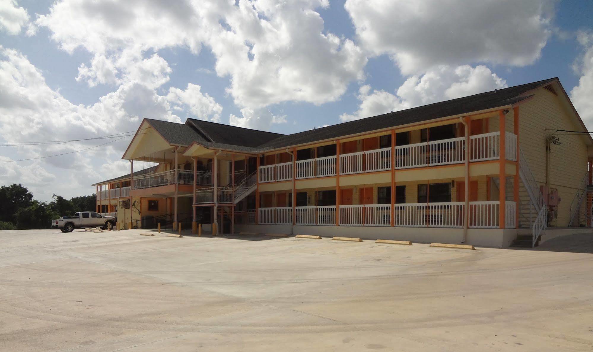 Antlers Inn Goliad المظهر الخارجي الصورة